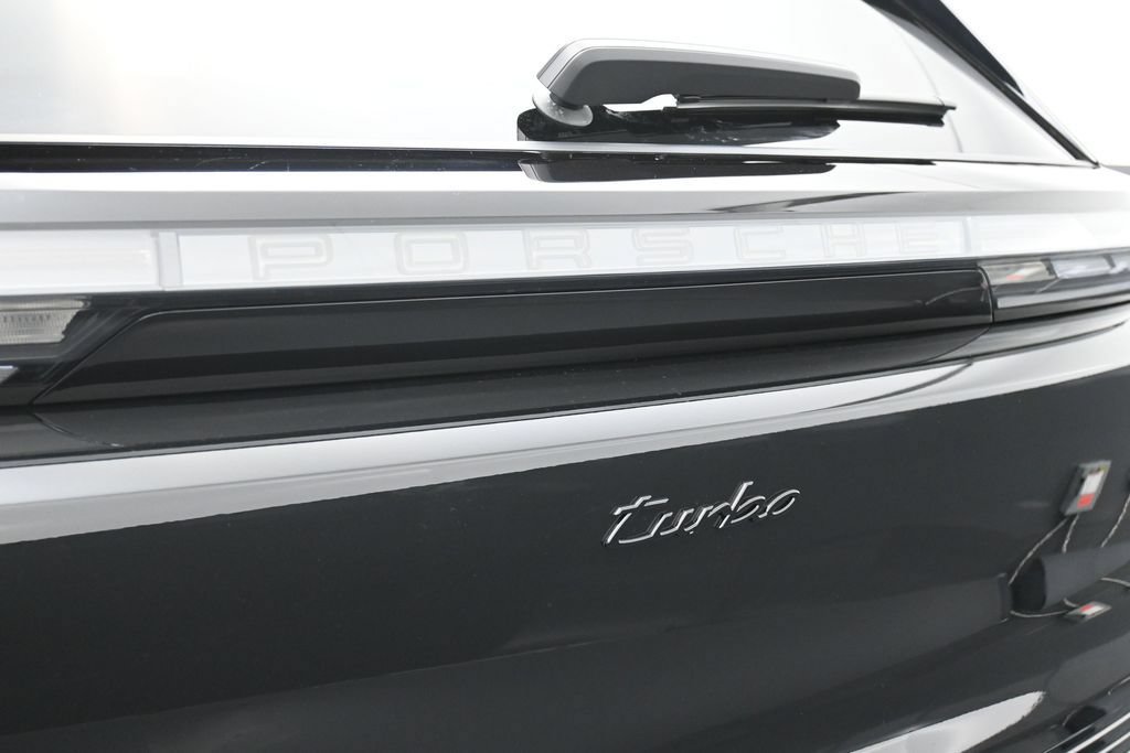 New 2026 Porsche Cayenne Turbo AWD/4WD image 14