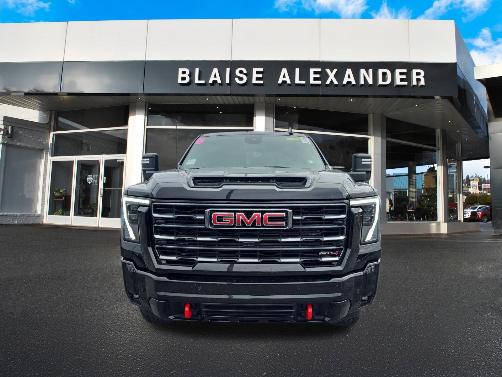 Used 2025 GMC Sierra 2500 AT4 AWD/4WD image 9