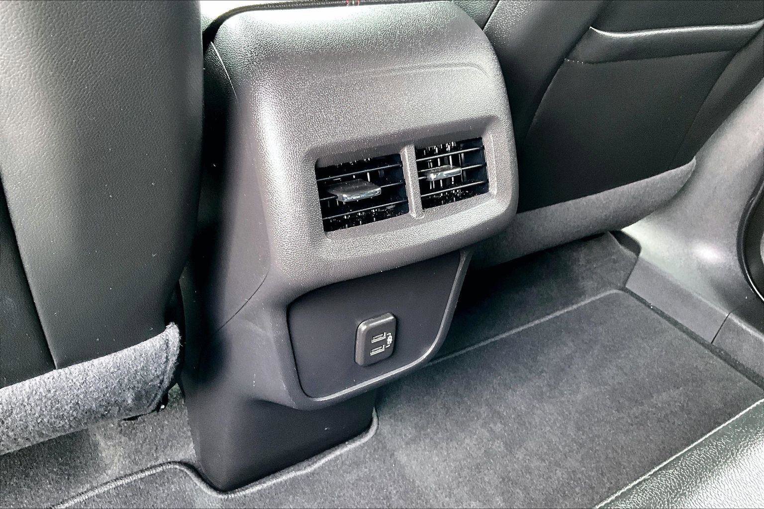 Used 2024 Chevrolet Equinox RS AWD/4WD image 33
