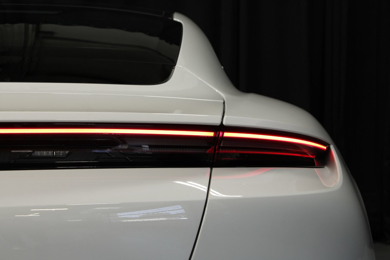 New 2026 Porsche Taycan AWD/4WD image 22