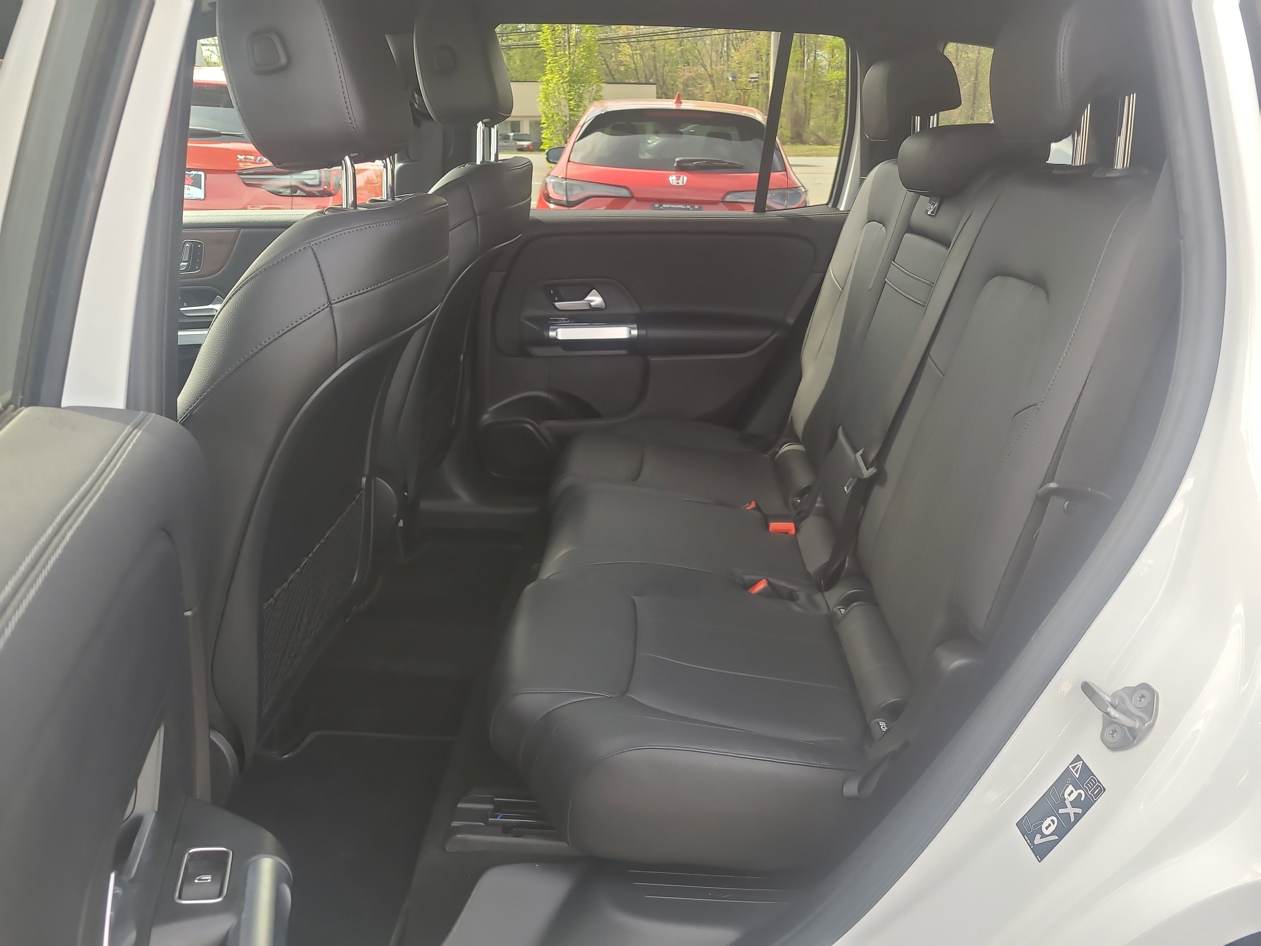 Used 2020 Mercedes-Benz GLB 250 4MATIC image 28