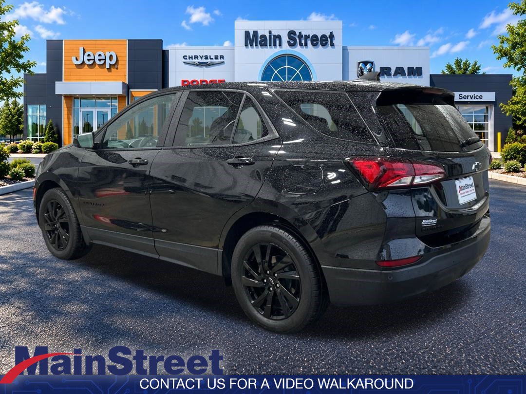 Used 2024 Chevrolet Equinox LS w/ LS Convenience Package FWD image 3