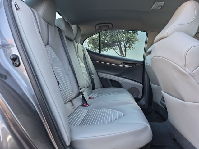 Used 2021 Toyota Camry SE FWD image 18