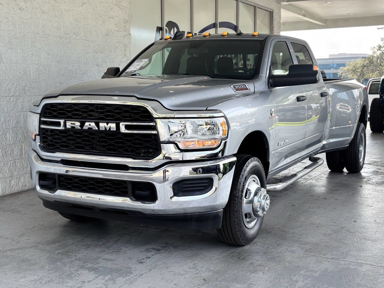 Used 2021 RAM 3500 Tradesman image 4