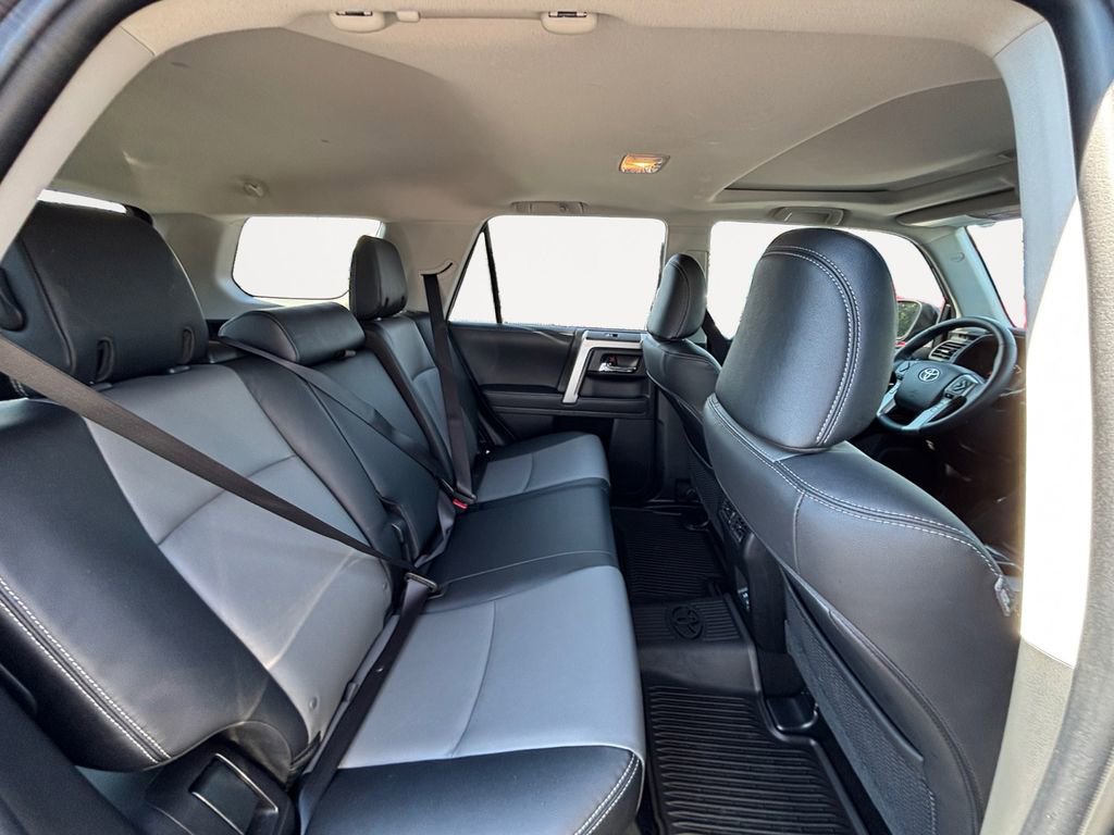 Used 2022 Toyota 4Runner SR5 Premium image 12