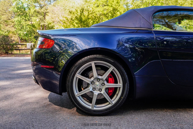 Used 2008 Aston Martin V8 Vantage Roadster RWD image 69