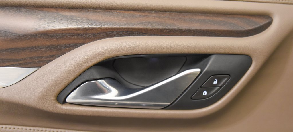 Used 2021 GMC Yukon Denali w/ Denali Ultimate Package image 16