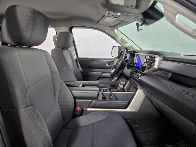 Used 2022 Toyota Tundra SR5 AWD/4WD image 15