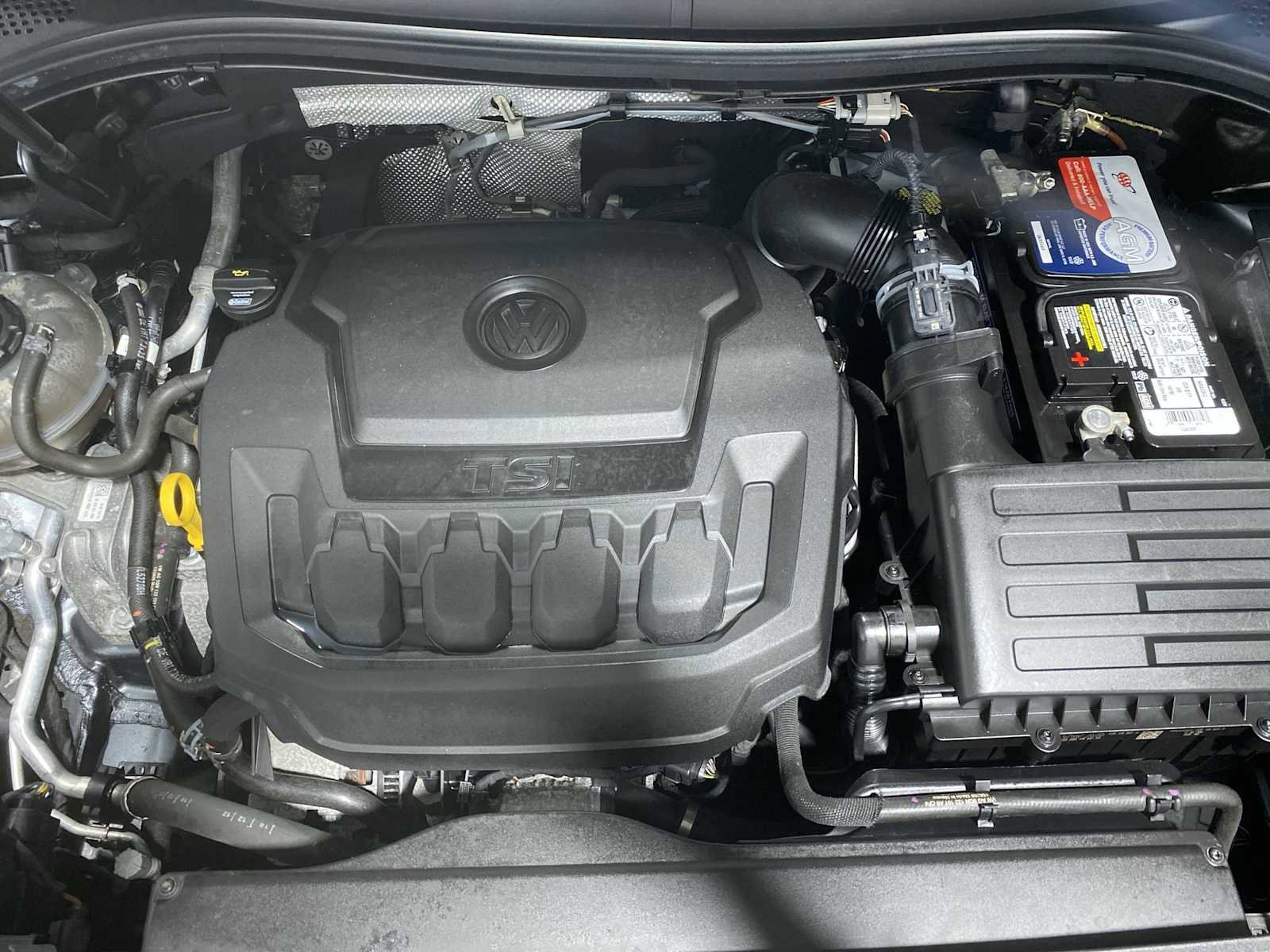 Used 2018 Volkswagen Tiguan SE AWD/4WD image 9