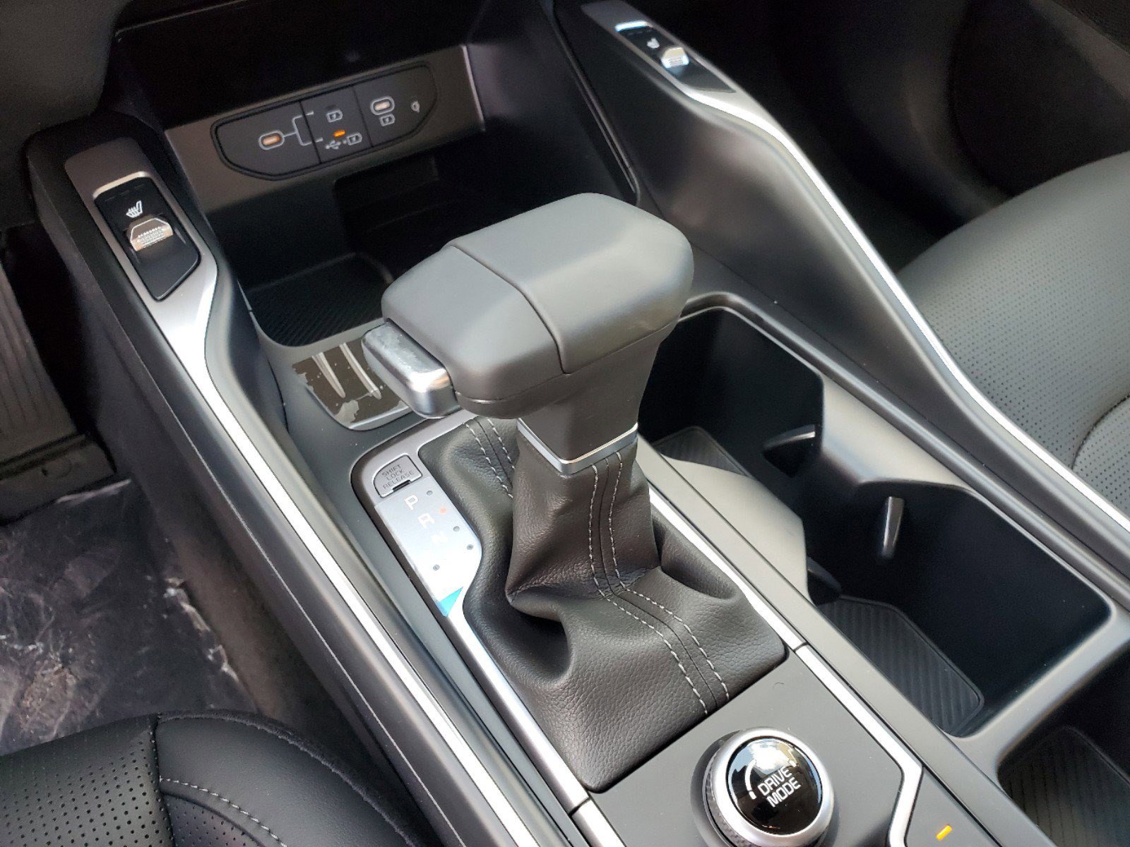 New 2025 Kia Sorento EX w/ Panoramic Sunroof Package image 24