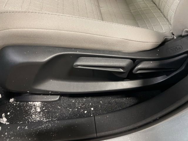 New 2025 Honda HR-V LX image 18