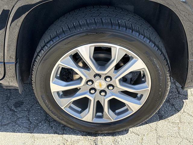 Used 2021 Chevrolet Traverse Premier FWD image 29