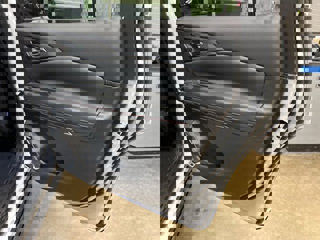 New 2026 Chevrolet Traverse RS image 29