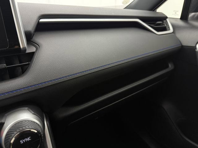 Used 2024 Toyota RAV4 SE w/ Convenience Package image 22