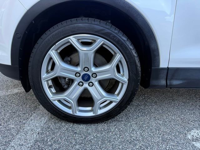 Used 2018 Ford Escape Titanium w/ Ford Safe & Smart Package image 13