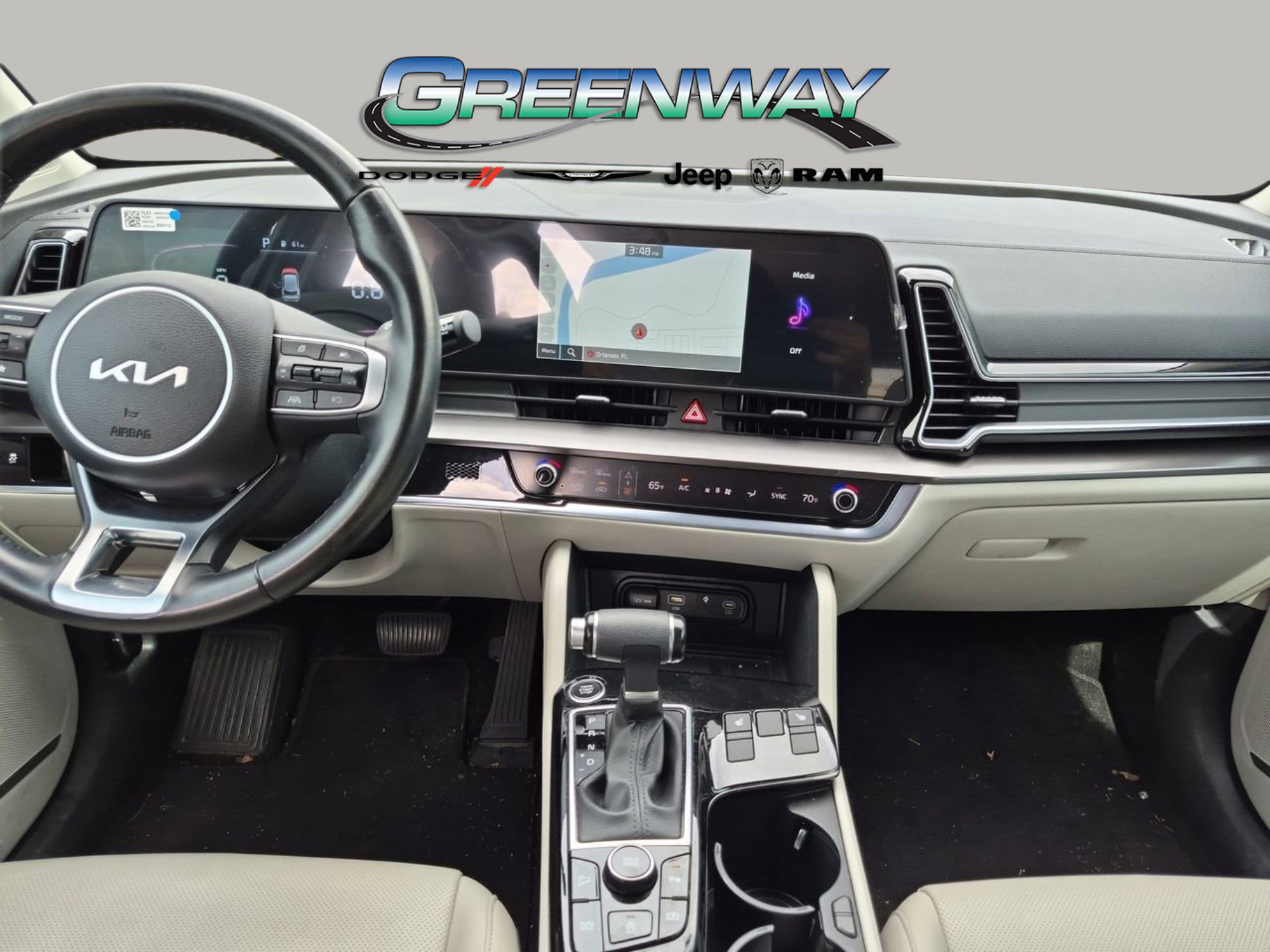 Used 2024 Kia Sportage EX FWD image 12