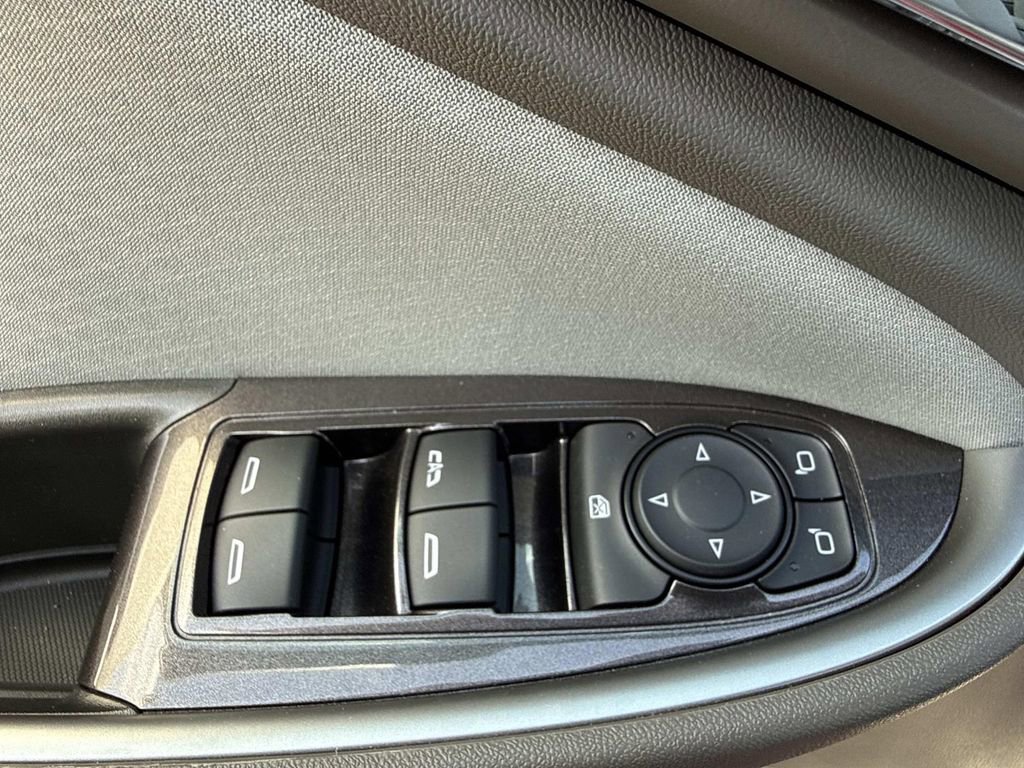 Used 2023 Chevrolet Malibu LT image 18