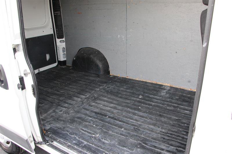 Used 2014 RAM ProMaster 2500 w/ Interior Convenience Group FWD image 18