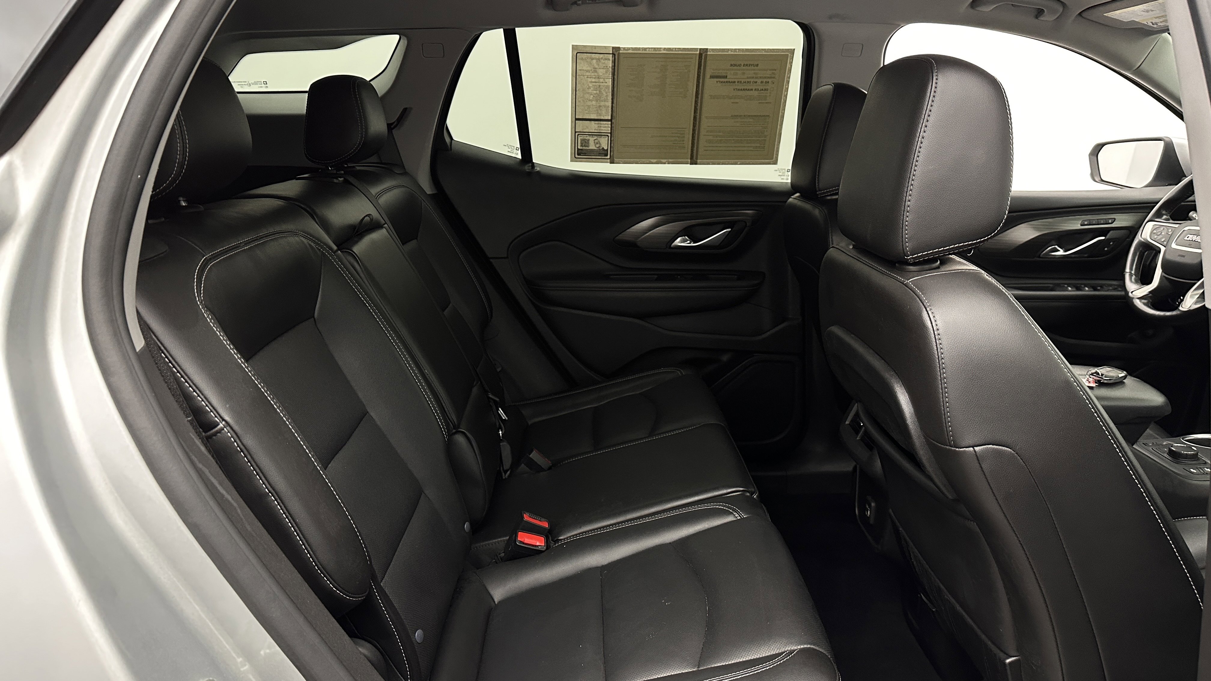 Used 2022 GMC Terrain SLT image 31