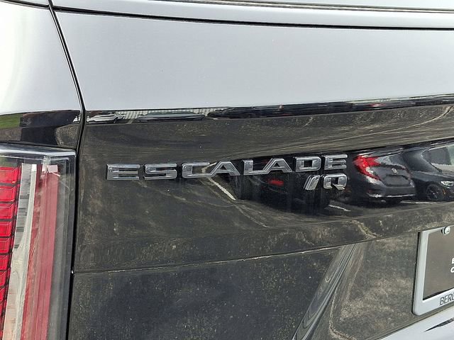 New 2026 Cadillac Escalade IQ Sport 1 w/ LPO, ONYX Package image 15
