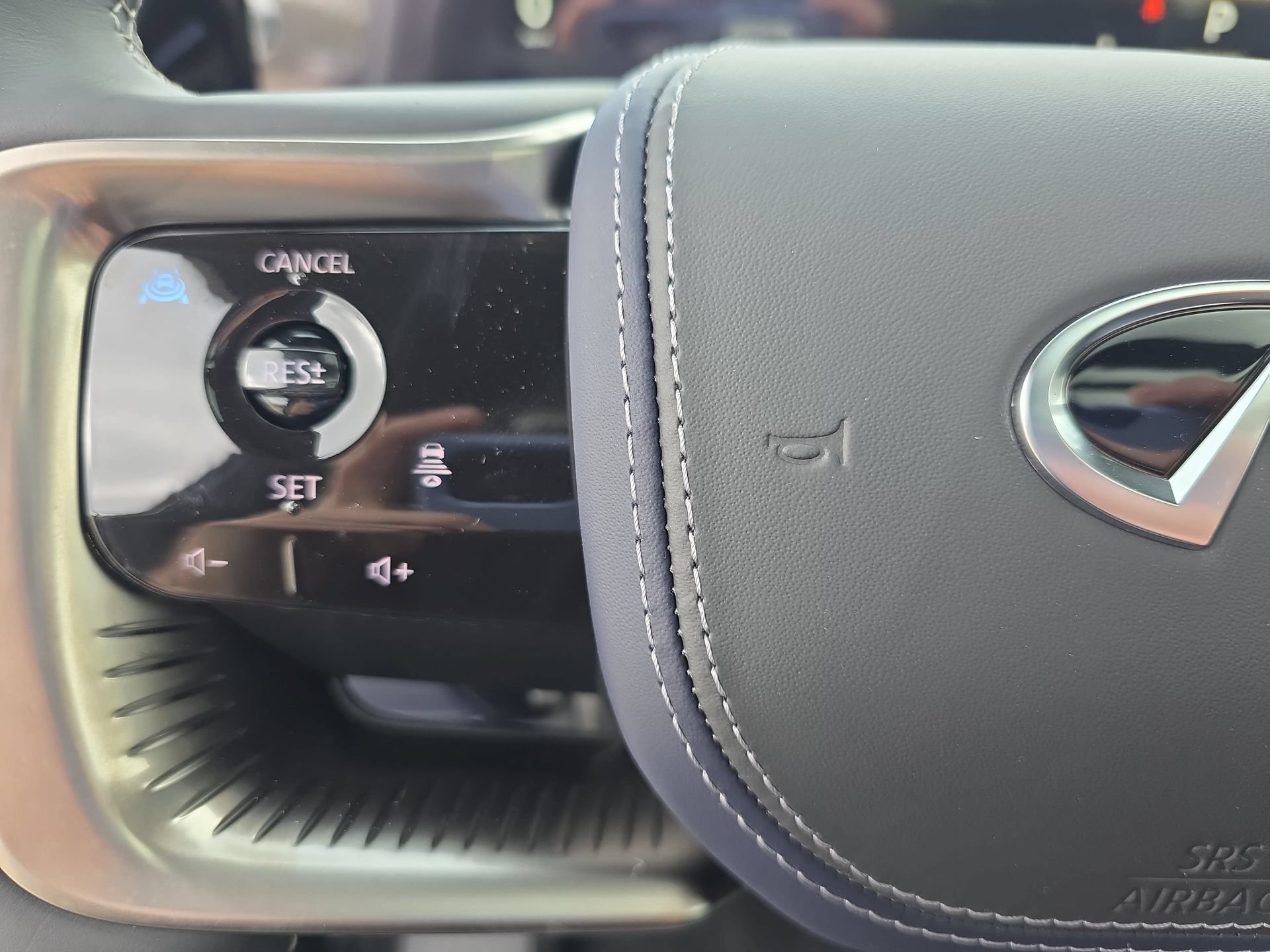 New 2026 INFINITI QX80 4WD w/ Sport Exterior Package image 17