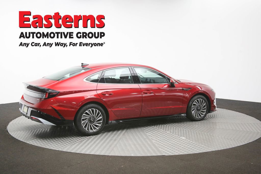 Used 2025 Hyundai Sonata SEL FWD image 42