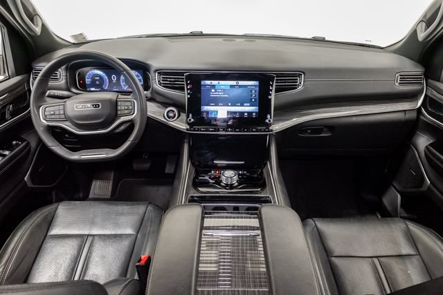 Certified 2022 Jeep Wagoneer Series II AWD/4WD image 29