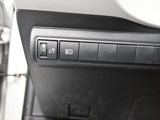 Used 2023 Toyota Corolla SE image 14
