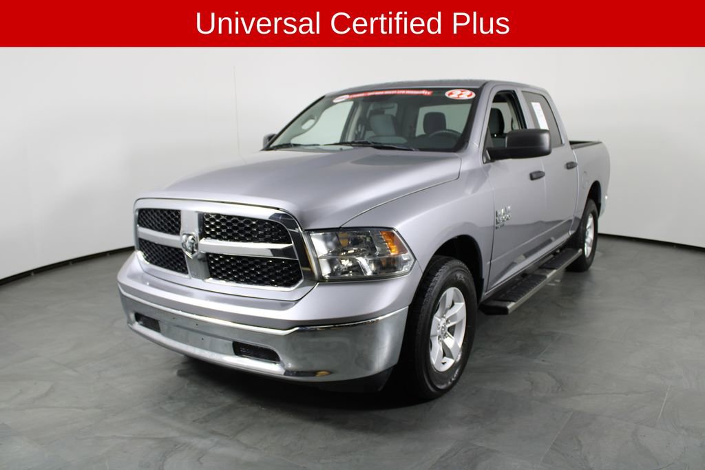 Used 2022 RAM 1500 Classic SLT image 2