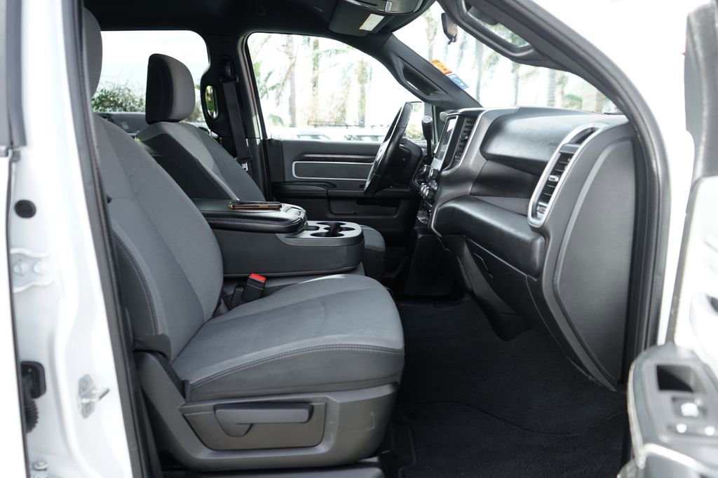 Used 2022 RAM 3500 Big Horn image 37