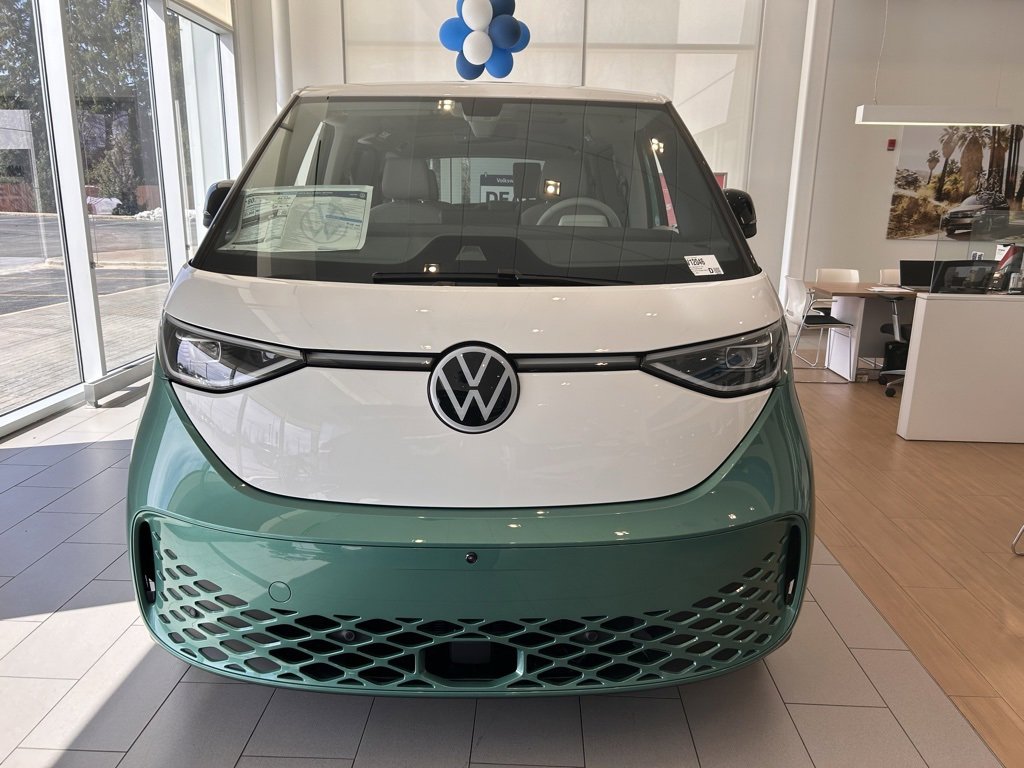 New 2025 Volkswagen ID. Buzz 1st Edition image 2