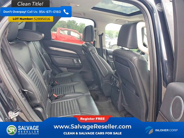 Used 2017 Land Rover Discovery First Edition AWD/4WD image 13