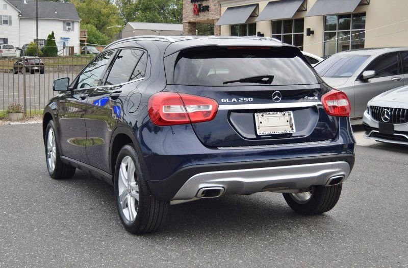 Used 2017 Mercedes-Benz GLA 250 4MATIC image 13