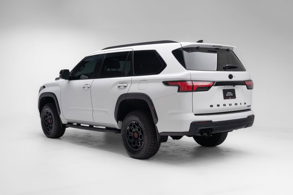 Used 2025 Toyota Sequoia TRD Pro AWD/4WD image 5