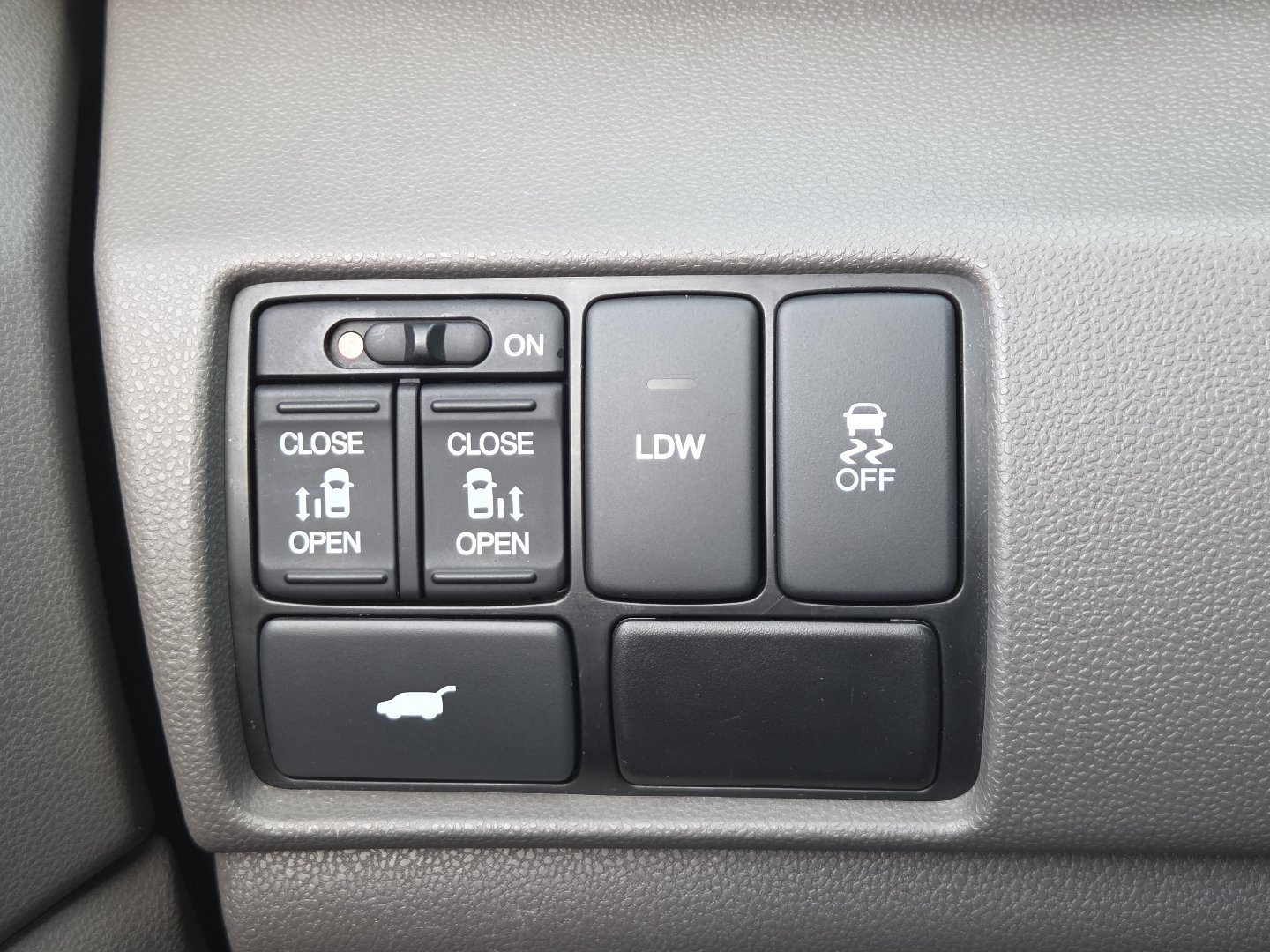 Used 2015 Honda Odyssey EX-L image 30