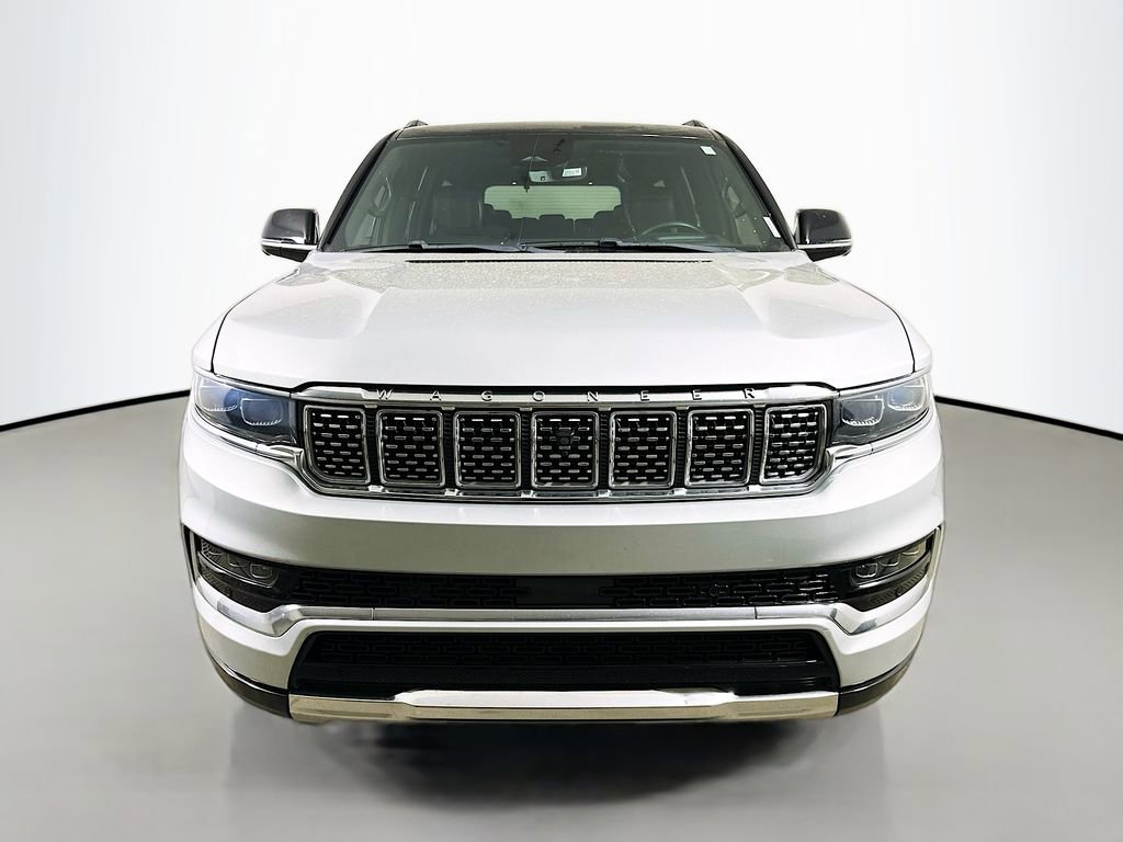 Used 2023 Jeep Grand Wagoneer 4WD image 2