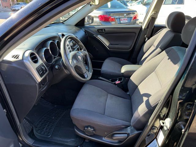 Used 2003 Pontiac Vibe image 9