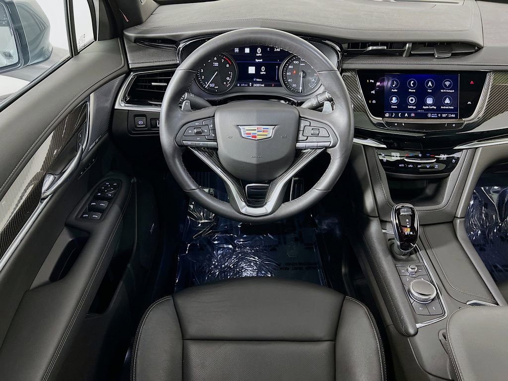 Used 2023 Cadillac XT6 Sport w/ Technology Package image 24