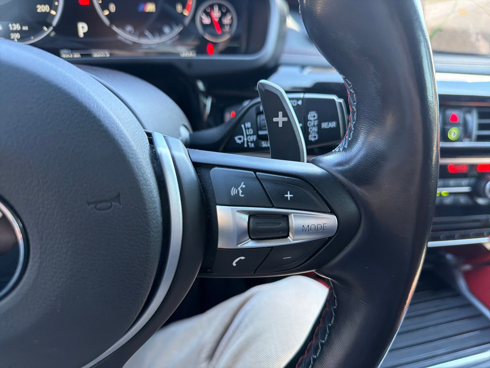 Used 2018 BMW X5 M image 16