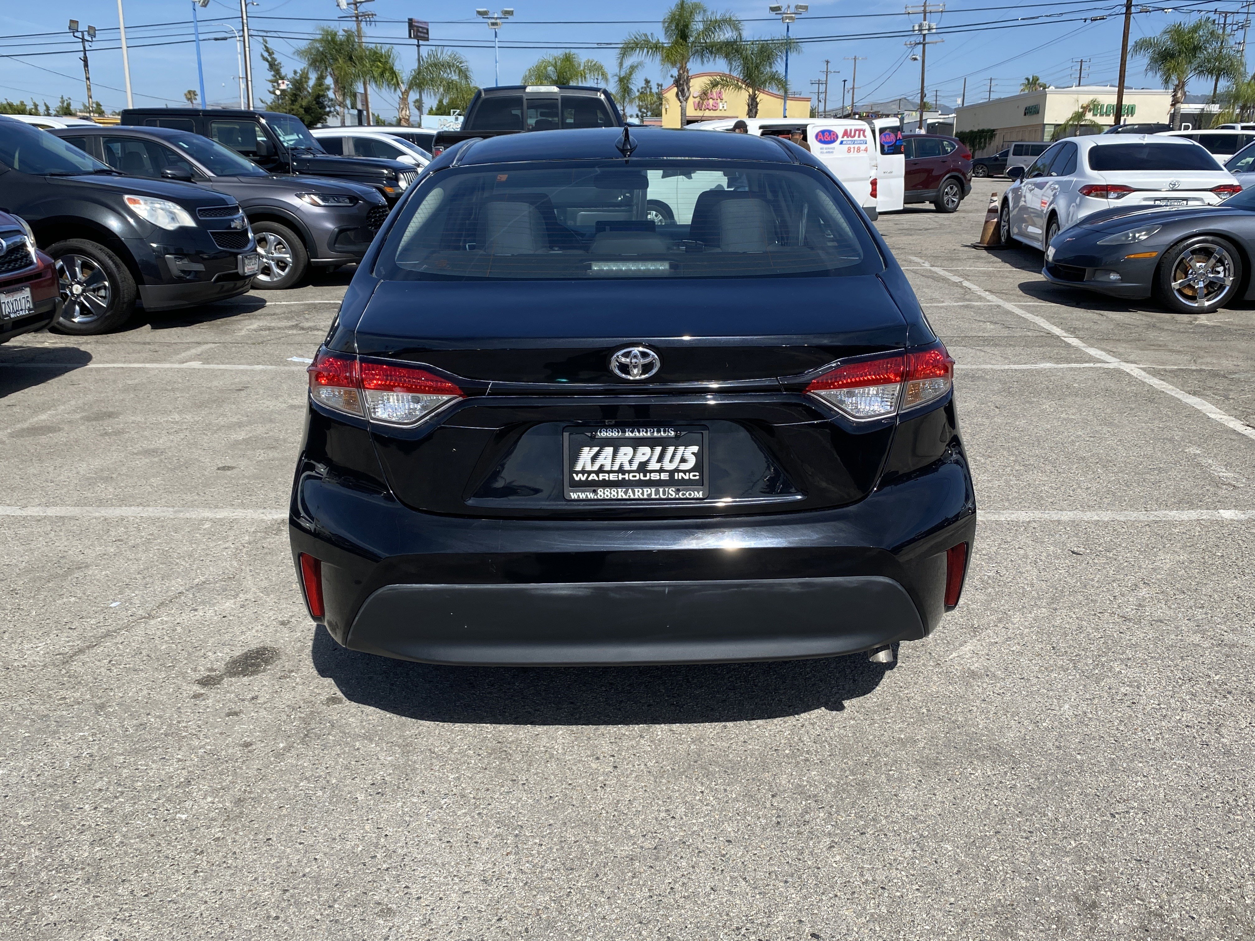 Used 2025 Toyota Corolla LE image 9