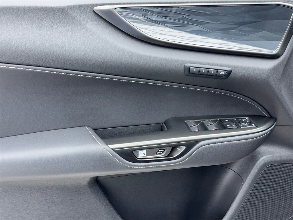 Used 2024 Lexus NX 250 FWD w/ Premium Package image 37