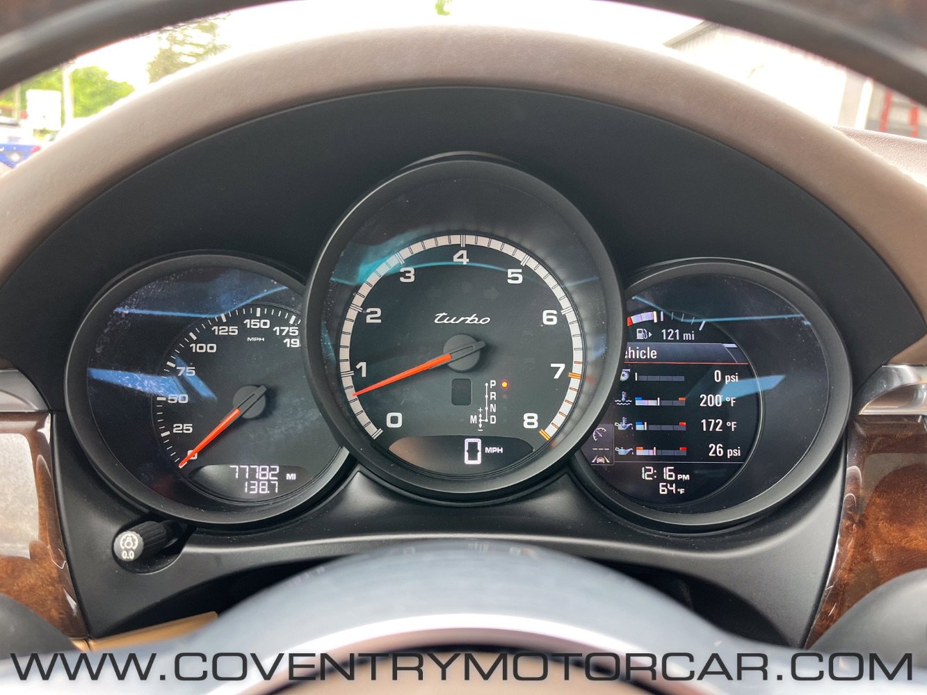 Used 2017 Porsche Macan Turbo image 16