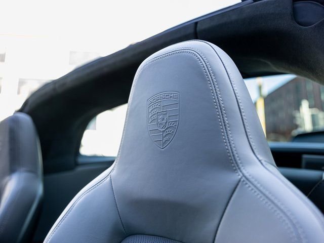 Certified 2024 Porsche 911 Targa 4 image 28