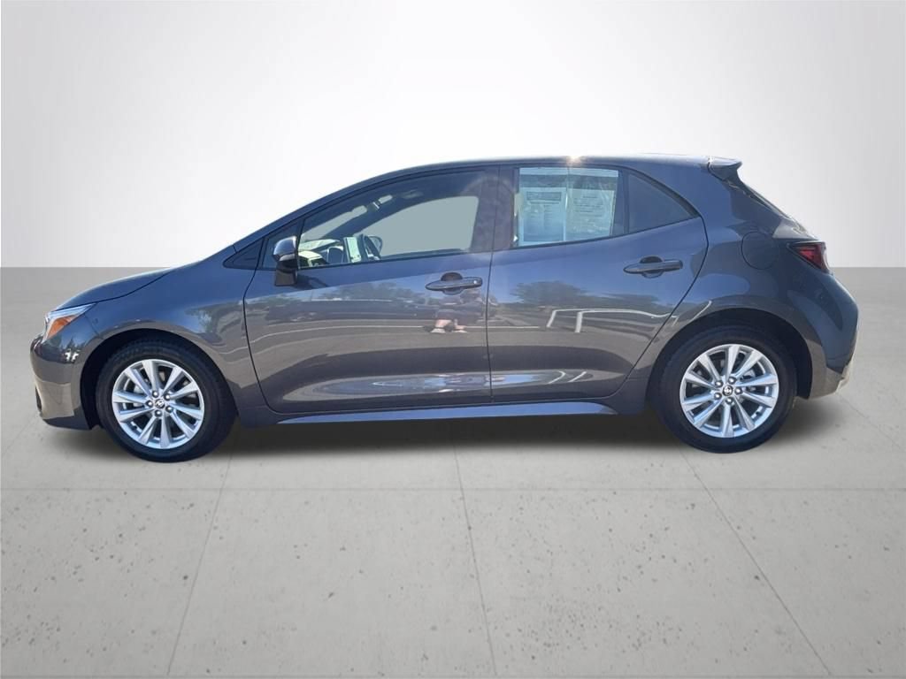 Used 2024 Toyota Corolla SE FWD image 2