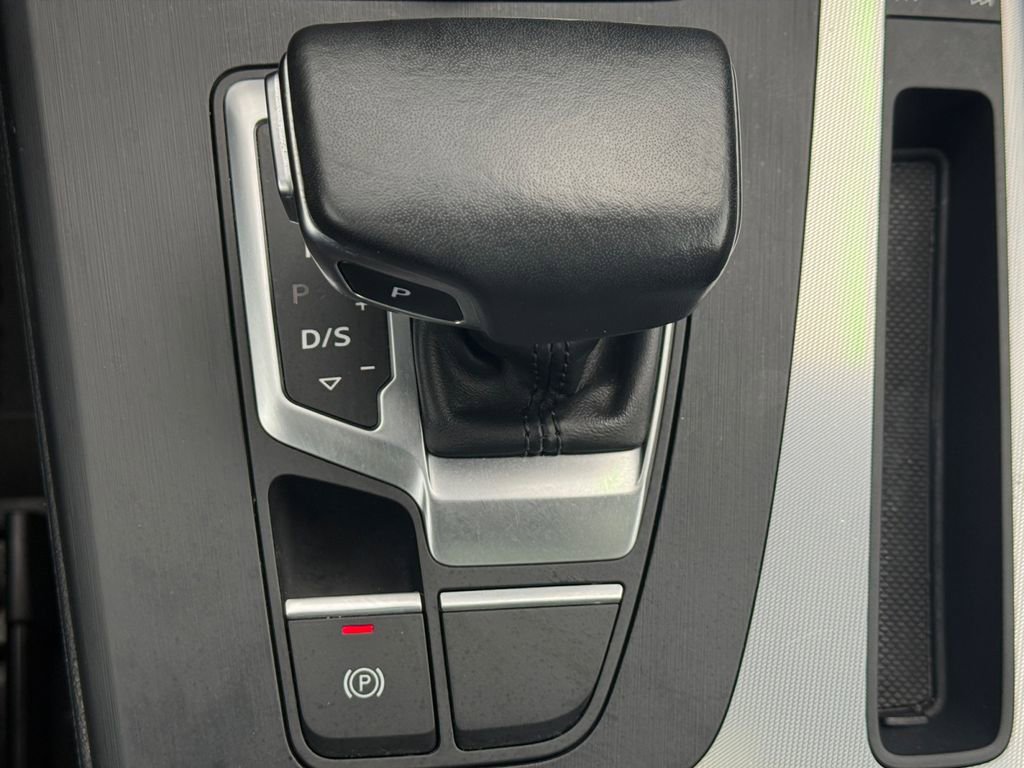 Used 2018 Audi Q5 2.0T Premium Plus w/ Premium Plus Package AWD/4WD image 18