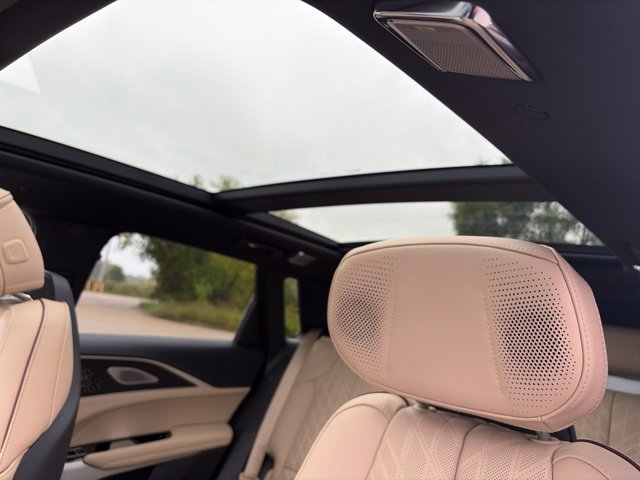 Used 2026 Cadillac Lyriq Signature Luxury w/ Nappa Leather Package AWD/4WD image 40