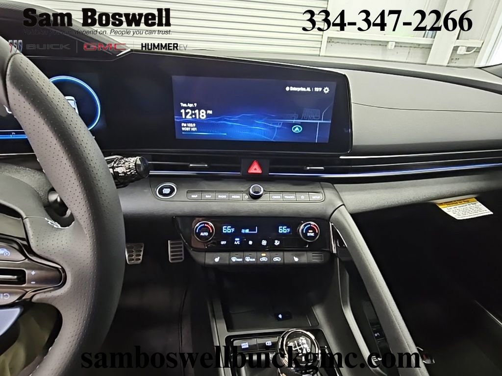Used 2025 Hyundai Elantra N image 12