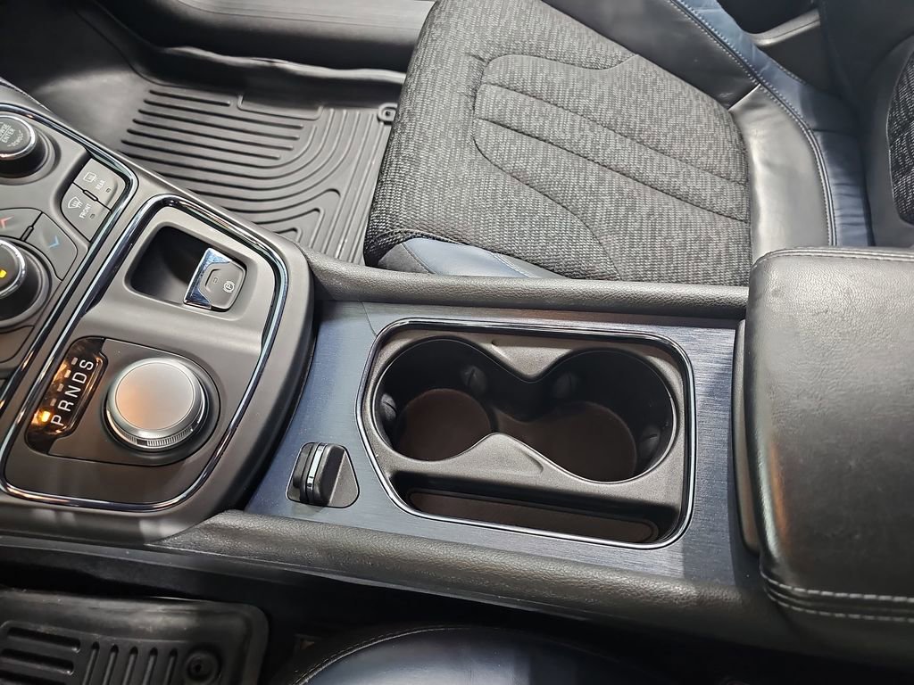 Used 2015 Chrysler 200 S w/ Navigation & Sound Group I image 29