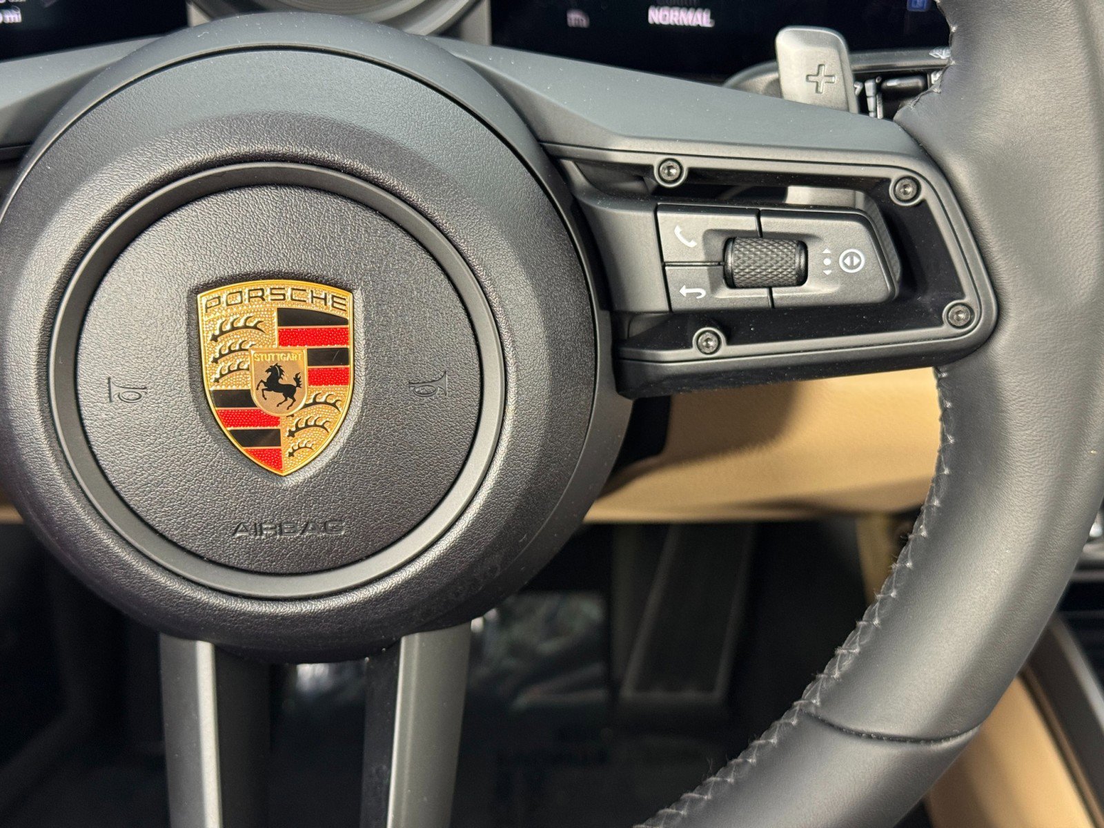 Used 2024 Porsche 911 Carrera image 21