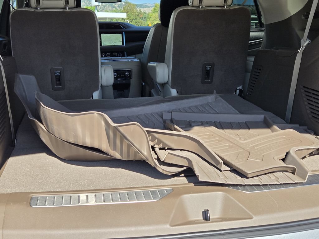 Used 2024 GMC Yukon Denali w/ Max Trailering Package AWD/4WD image 31
